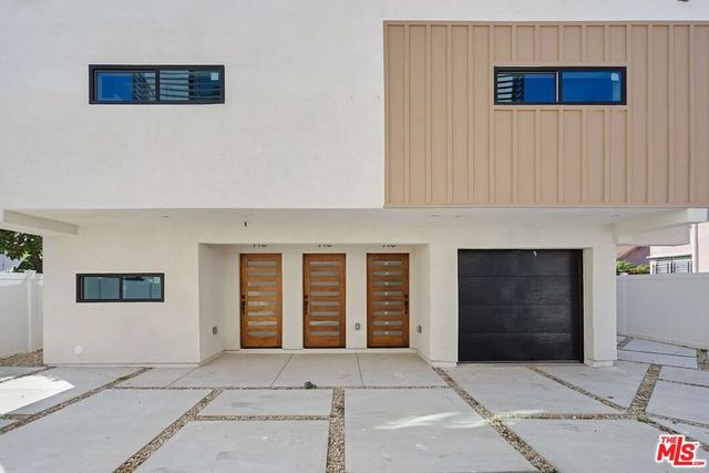 716 W 41st Place 1, Los Angeles, CA 90037