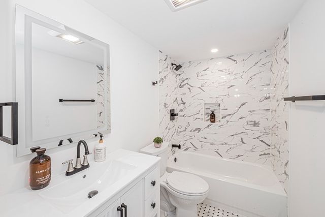 78 Windemere Cir, Braintree, MA 02184