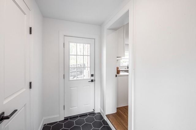 78 Windemere Cir, Braintree, MA 02184