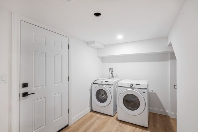 78 Windemere Cir, Braintree, MA 02184
