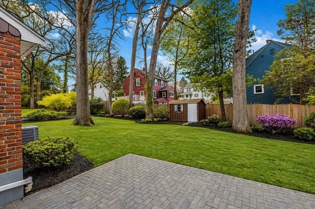 78 Windemere Cir, Braintree, MA 02184