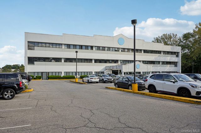 970 N Broadway 207, Yonkers, NY 10701