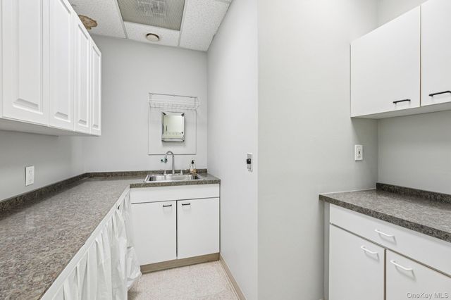 970 N Broadway 207, Yonkers, NY 10701