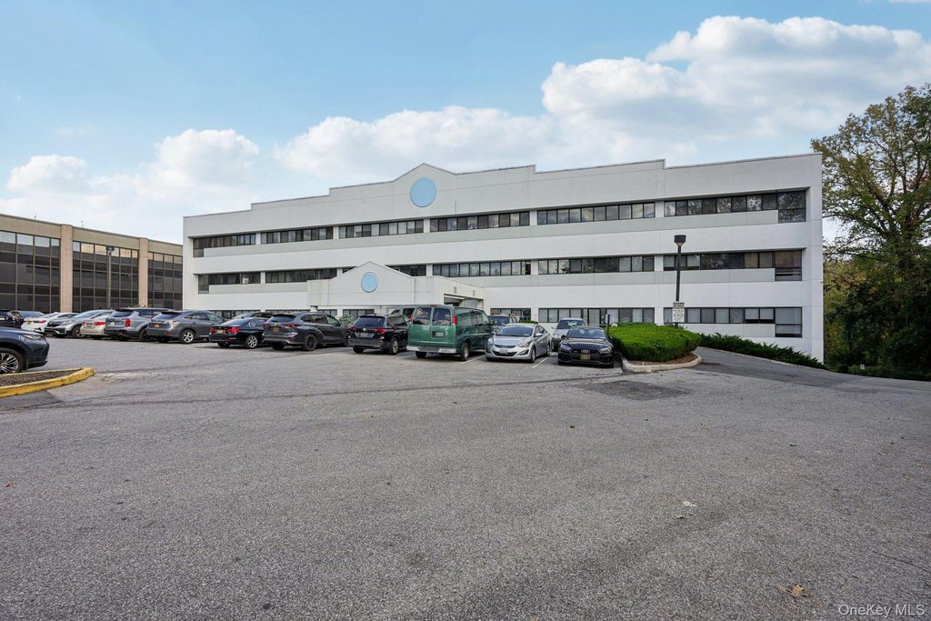 970 N Broadway 207, Yonkers, NY 10701