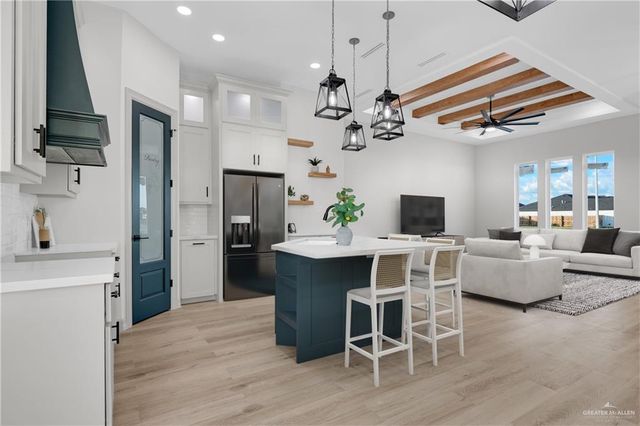 812 Spring Drive, Alton, TX 78573