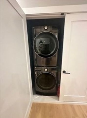 60 Cross 224, Somerville, MA 02145