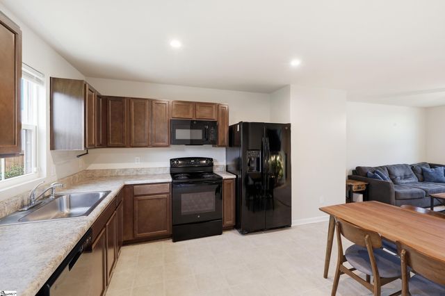 706 Heavenly Days Street, Inman, SC 29349