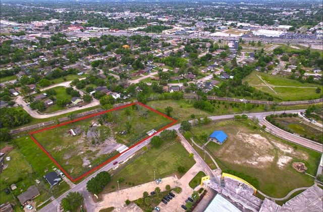 407 Victoria Drive, Houston, TX 77022