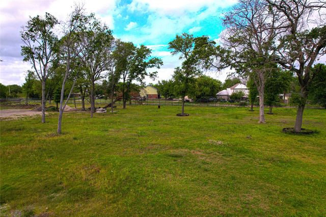407 Victoria Drive, Houston, TX 77022
