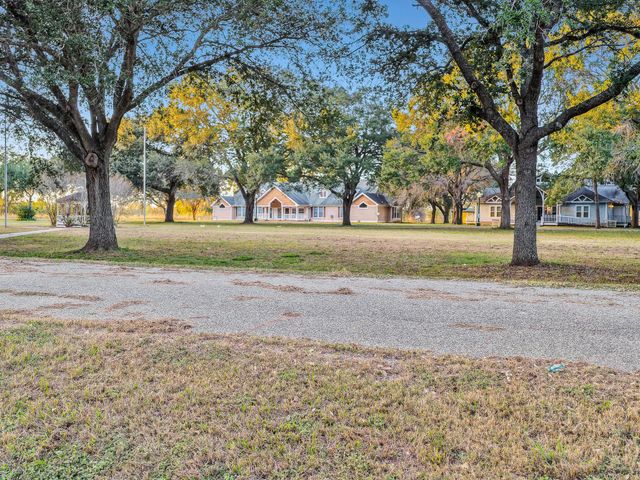 4073 Fm 3318 Road, Brookshire, TX 77423