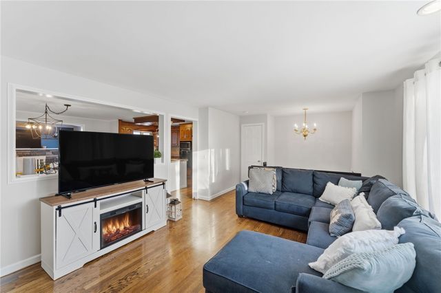 72 Julia Drive, North Providence, RI 02911