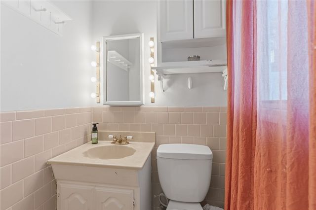 72 Julia Drive, North Providence, RI 02911