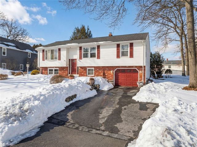 72 Julia Drive, North Providence, RI 02911