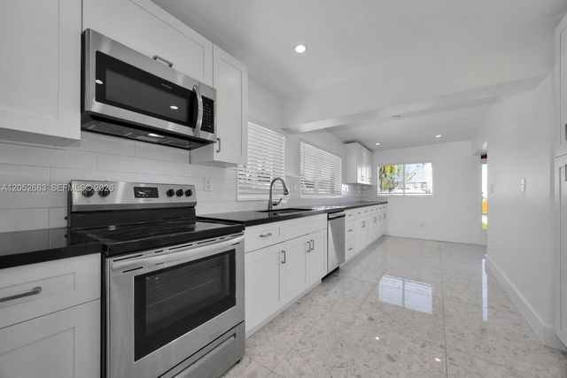 3551 NW 20th Street, Miami, FL 33142