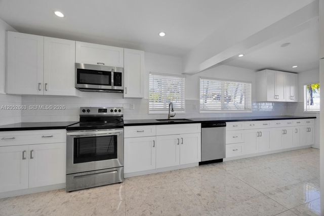 3551 NW 20th Street, Miami, FL 33142