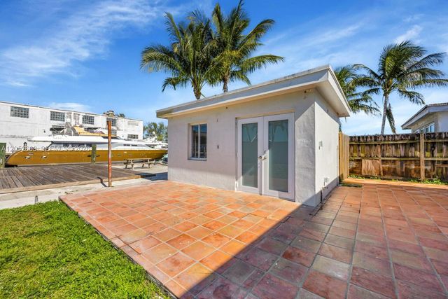 3551 NW 20th Street, Miami, FL 33142