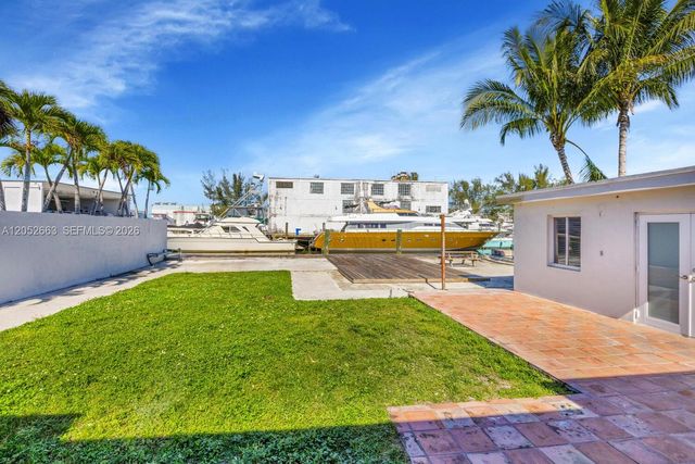 3551 NW 20th Street, Miami, FL 33142