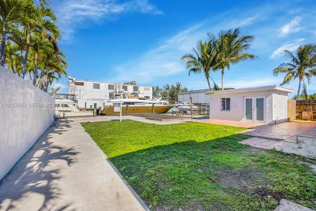 3551 NW 20th Street, Miami, FL 33142