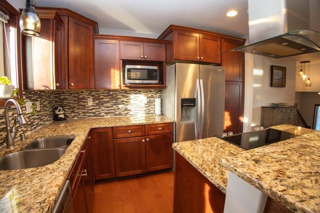 6143 39th Avenue NW, Rochester, MN 55901