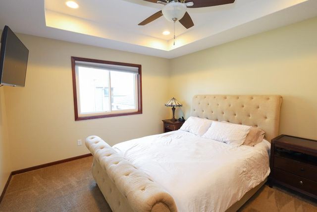 6143 39th Avenue NW, Rochester, MN 55901