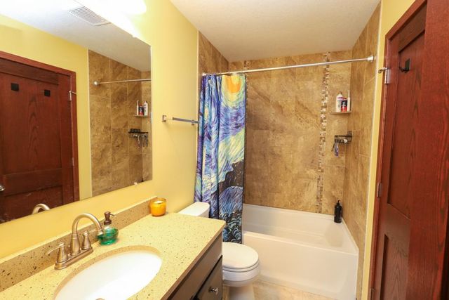 6143 39th Avenue NW, Rochester, MN 55901