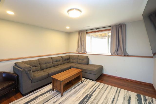 6143 39th Avenue NW, Rochester, MN 55901