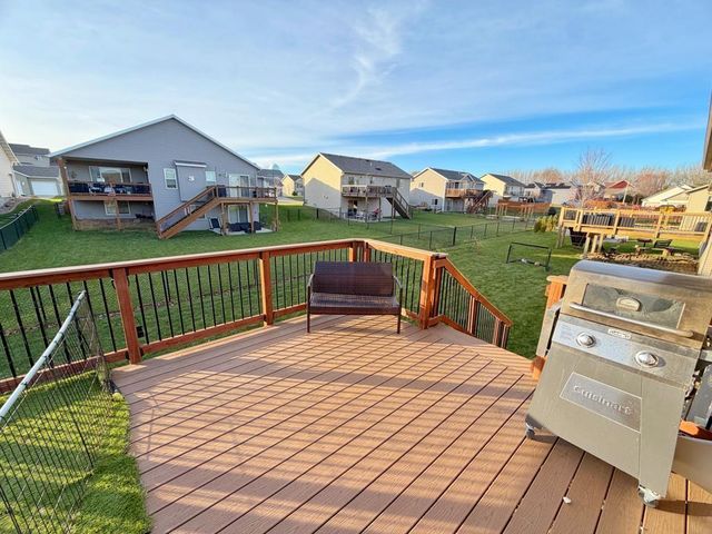 6143 39th Avenue NW, Rochester, MN 55901