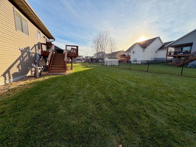 6143 39th Avenue NW, Rochester, MN 55901