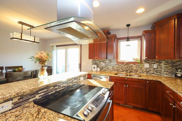 6143 39th Avenue NW, Rochester, MN 55901