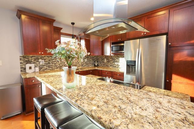 6143 39th Avenue NW, Rochester, MN 55901