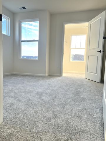 692 Switchgrass Way, Bolingbrook, IL 60490