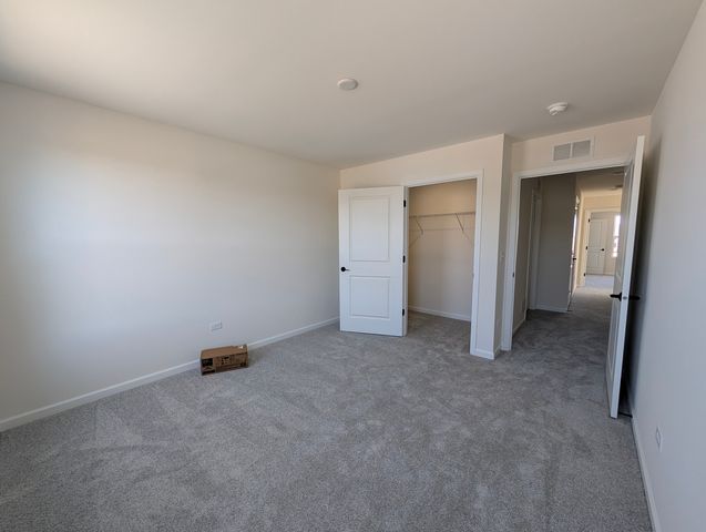 692 Switchgrass Way, Bolingbrook, IL 60490