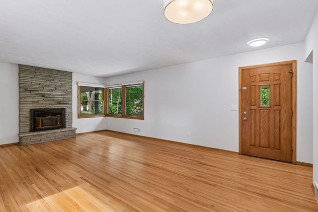 3521 County Road 101, Minnetonka, MN 55345