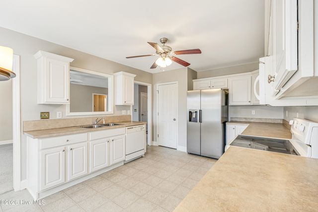 441 Maplewood Drive NW, Calabash, NC 28467