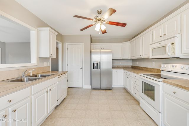 441 Maplewood Drive NW, Calabash, NC 28467