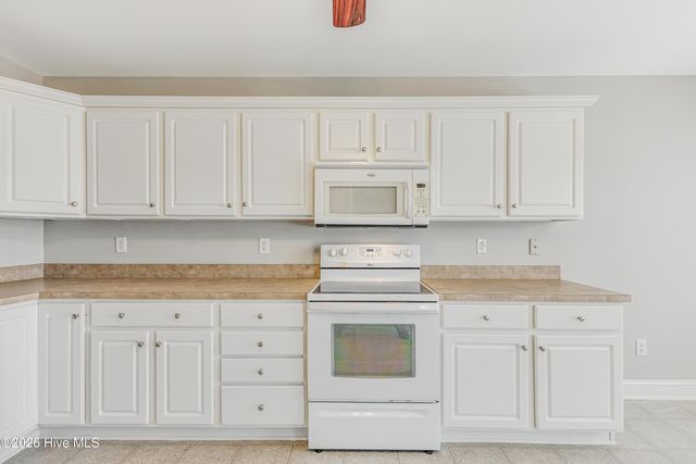 441 Maplewood Drive NW, Calabash, NC 28467