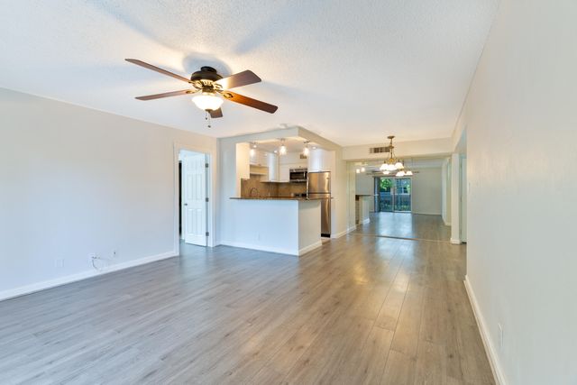 706 SE 2ND Avenue 429, Deerfield Beach, FL 33441