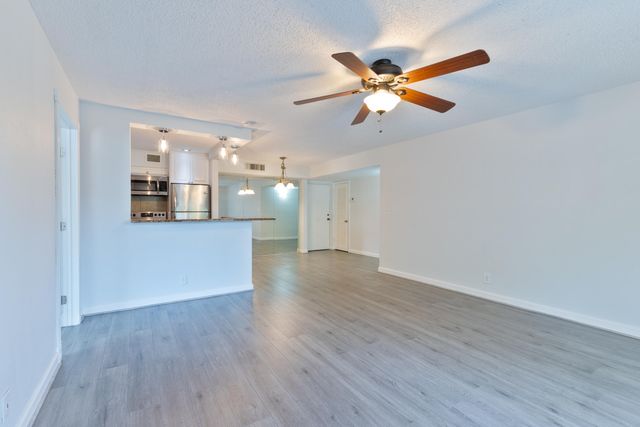 706 SE 2ND Avenue 429, Deerfield Beach, FL 33441