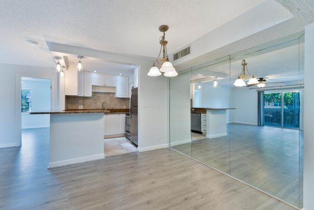706 SE 2ND Avenue 429, Deerfield Beach, FL 33441