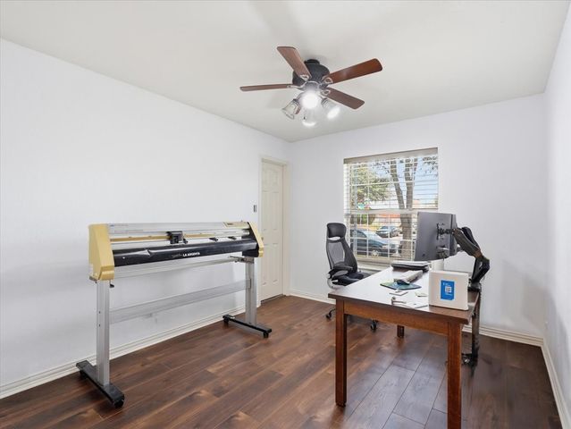 1039 Wood Brook Drive, Grand Prairie, TX 75052