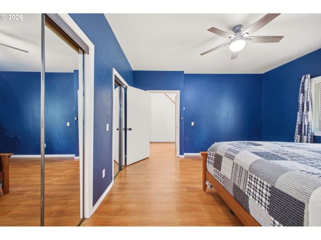 17911 Ne 158TH St, Brush Prairie, WA 98606
