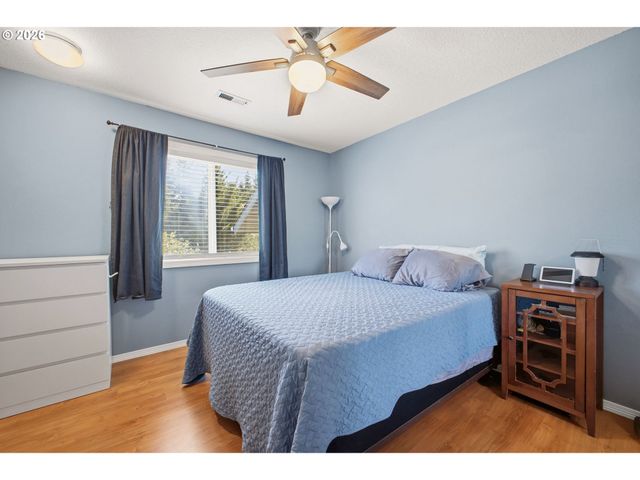 17911 Ne 158TH St, Brush Prairie, WA 98606