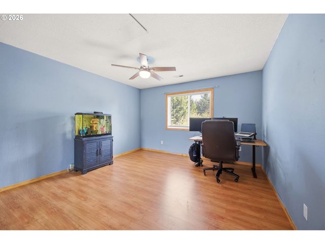 17911 Ne 158TH St, Brush Prairie, WA 98606