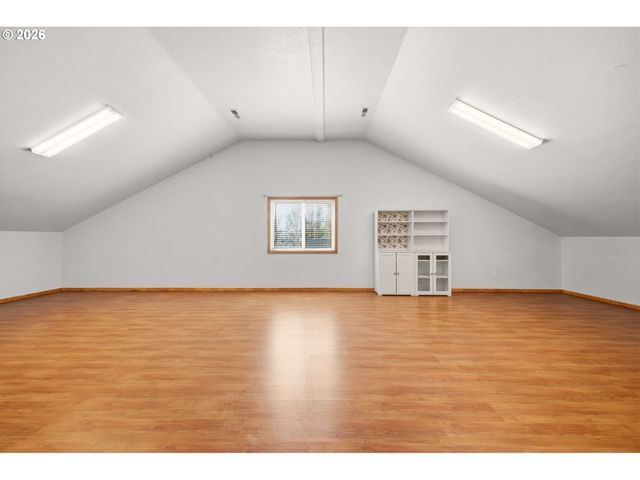 17911 Ne 158TH St, Brush Prairie, WA 98606