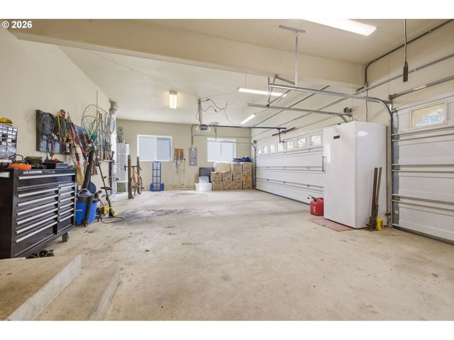 17911 Ne 158TH St, Brush Prairie, WA 98606