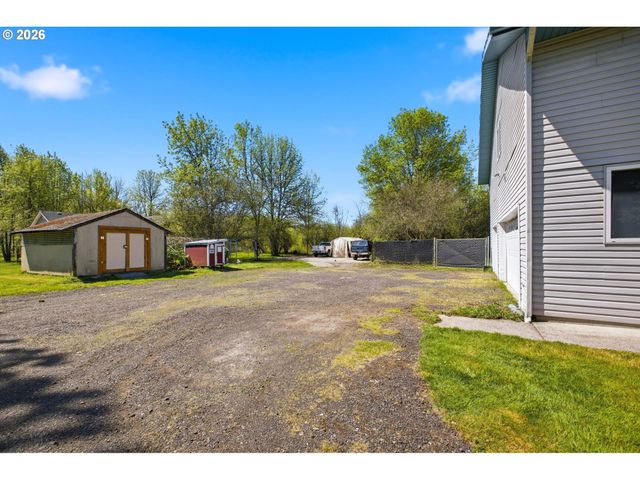 17911 Ne 158TH St, Brush Prairie, WA 98606