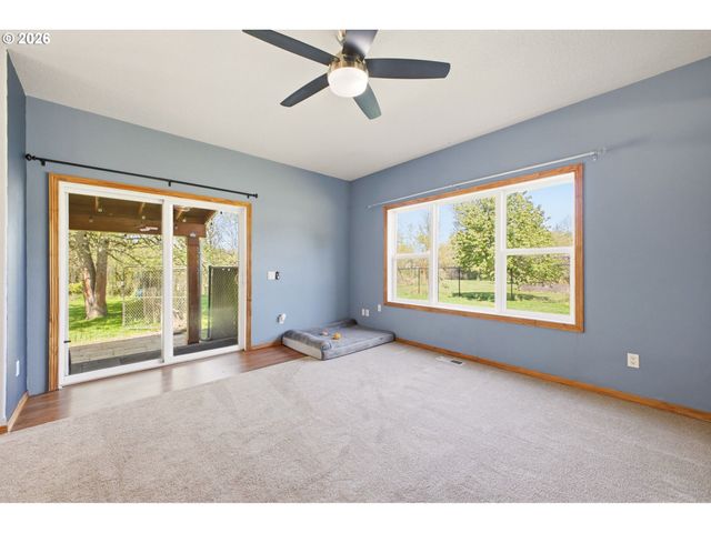 17911 Ne 158TH St, Brush Prairie, WA 98606
