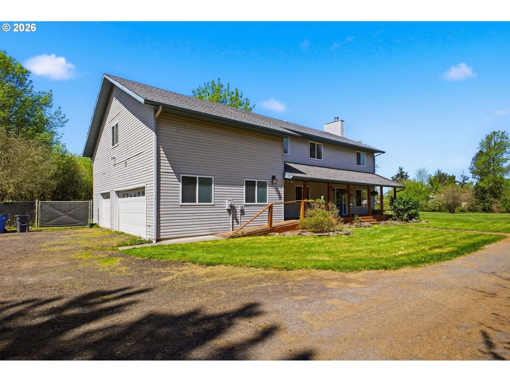 17911 Ne 158TH St, Brush Prairie, WA 98606