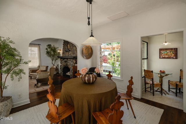 10107 Stonehurst Avenue, Los Angeles, CA 91352