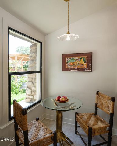 10107 Stonehurst Avenue, Los Angeles, CA 91352